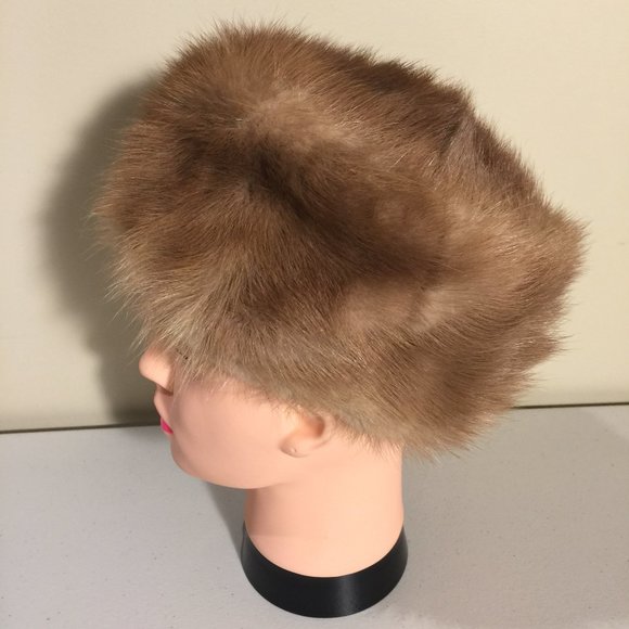 Vintage Women's Genuine Fur Lined Hat Reggi of Wilshire - Picture 2 of 11